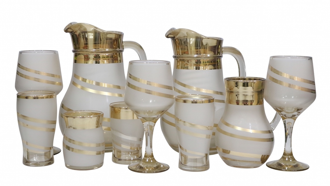 18 Glasses and 2 Jugs, ND Sweet Set